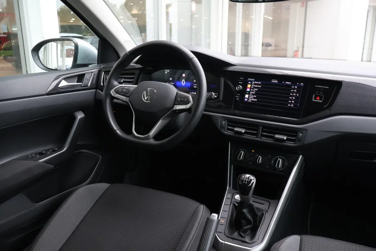 1.0 TSI 95pk Life Edition | Camera | PDC | Adaptive Cruise | Carplay | Stoelverwarming