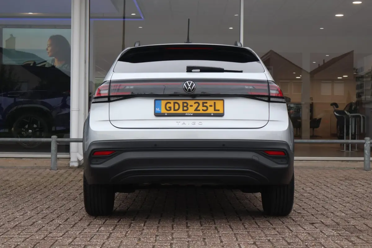 1.0 TSI 95pk Life Edition | Camera | PDC | Adaptive Cruise | Carplay | Stoelverwarming