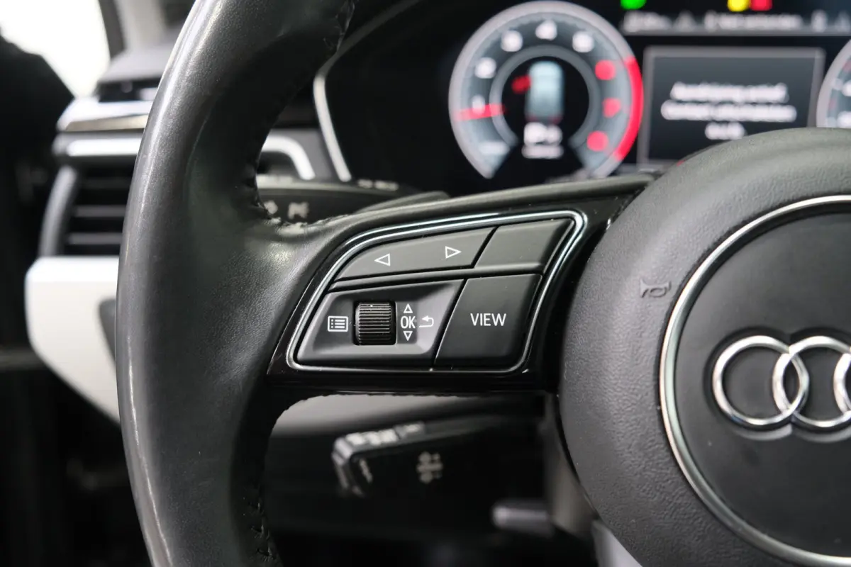 35 TFSI Launch edition Business Automaat - Airco, Cruise, Navi, PDC, Trekhaak.