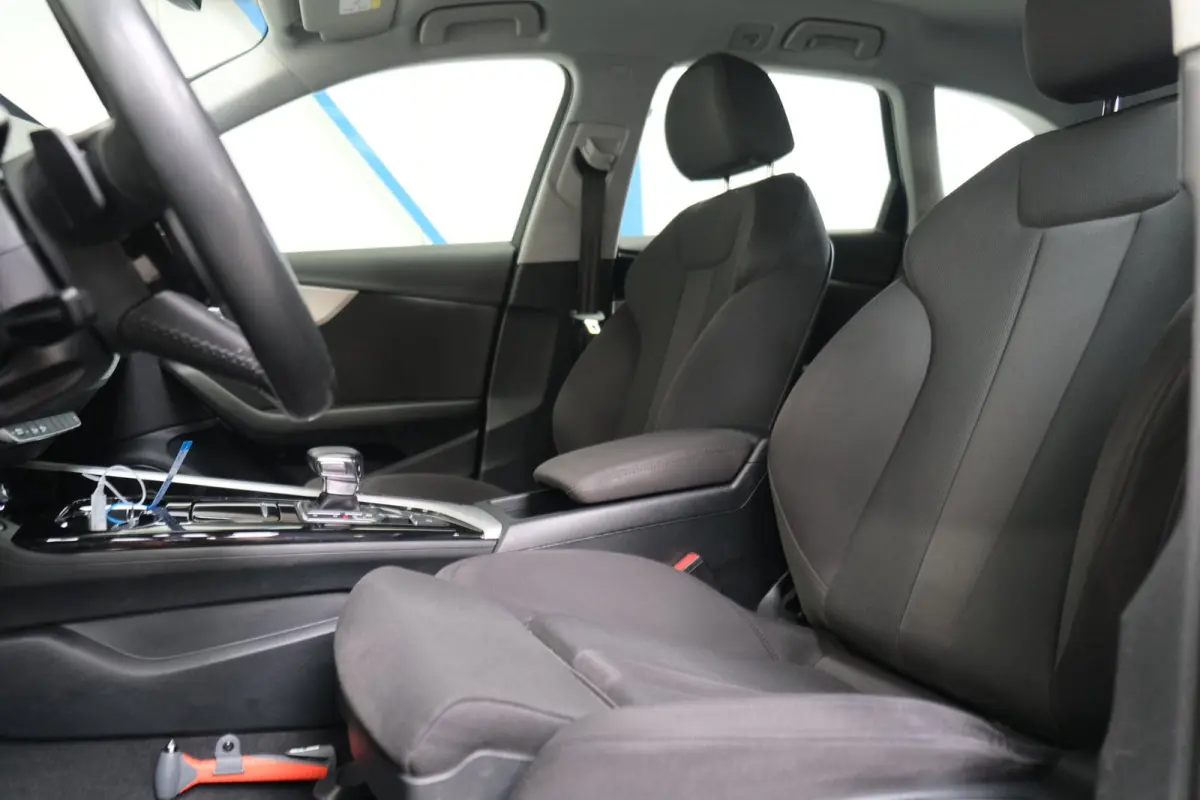 35 TFSI Launch edition Business Automaat - Airco, Cruise, Navi, PDC, Trekhaak.