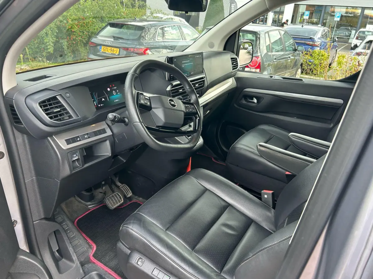 2.0 Diesel 145 S&S L3 DC lederen bekleding | Side bars | 18 lm velgen