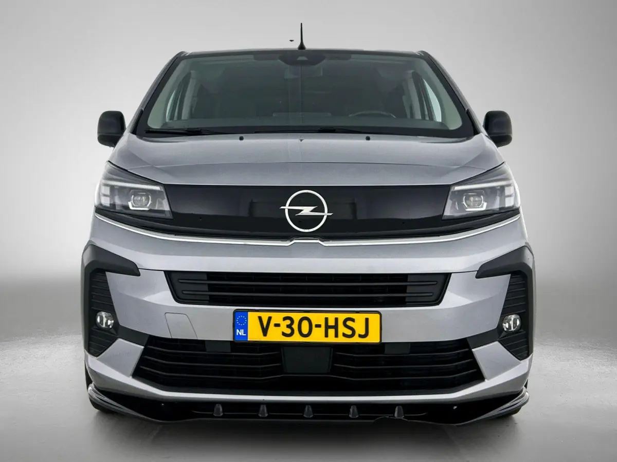 2.0 Diesel 145 S&S L3 DC | Automaat | Lederen bekleding | Side bars | 18 L.M. Velgen |