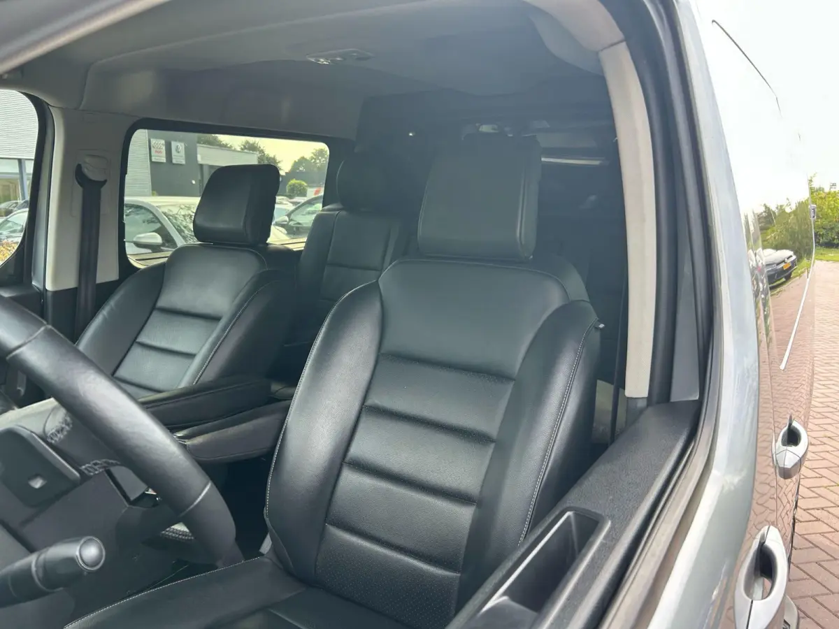 2.0 Diesel 145 S&S L3 DC lederen bekleding | Side bars | 18 lm velgen
