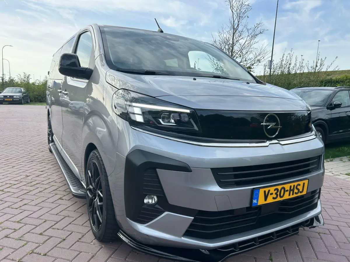 2.0 Diesel 145 S&S L3 DC lederen bekleding | Side bars | 18 lm velgen