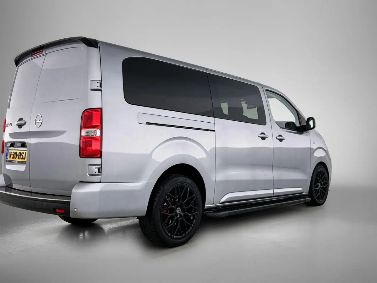 2.0 Diesel 145 S&S L3 DC | Automaat | Lederen bekleding | Side bars | 18 L.M. Velgen |