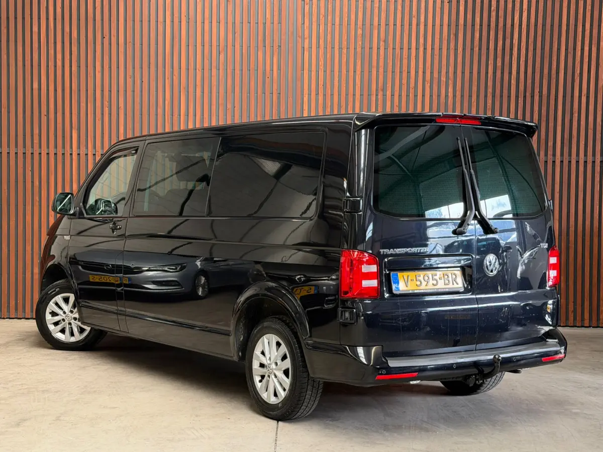 2.0 TDI L2H1 DC Highline Clima-Navi-Cruise-Stoelverw.-Trekhaak-NL Auto-NAP