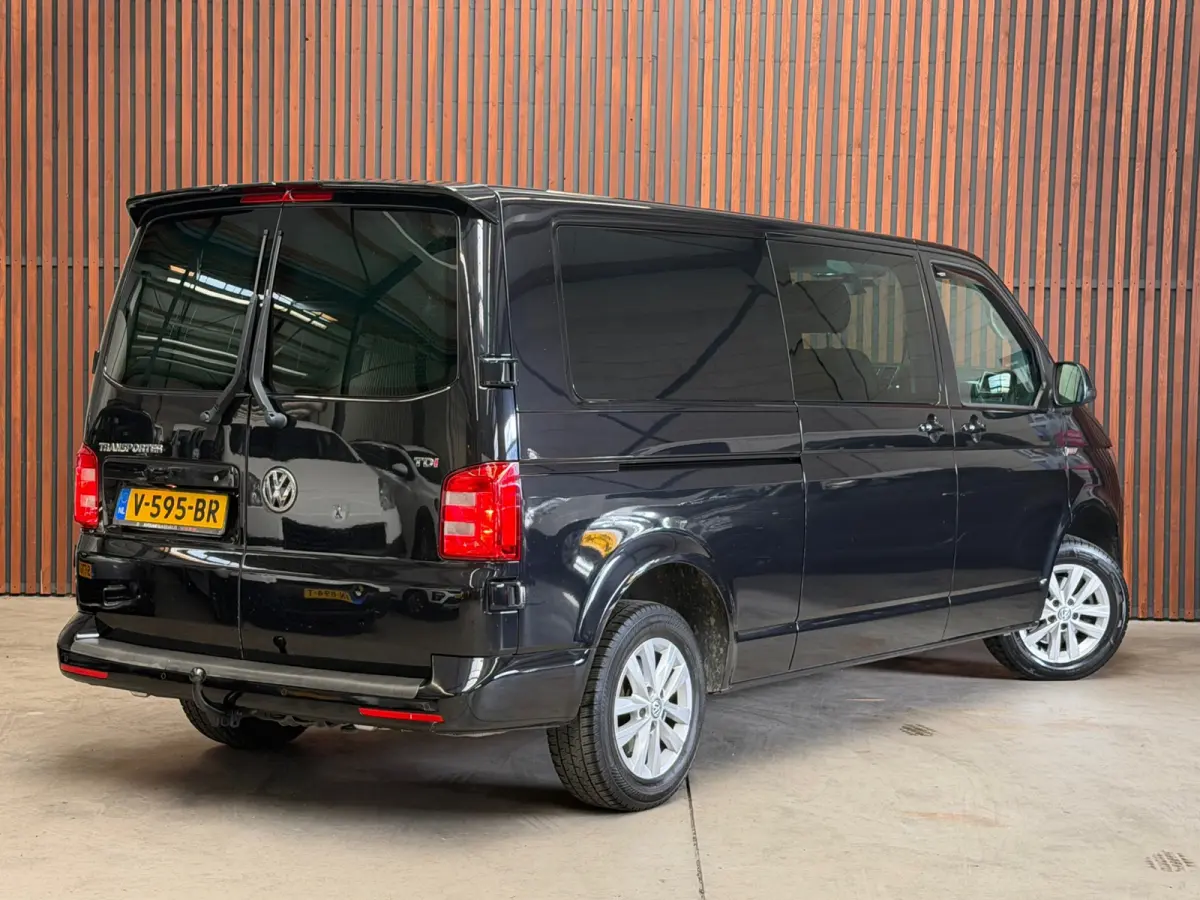 2.0 TDI L2H1 DC Highline Clima-Navi-Cruise-Stoelverw.-Trekhaak-NL Auto-NAP