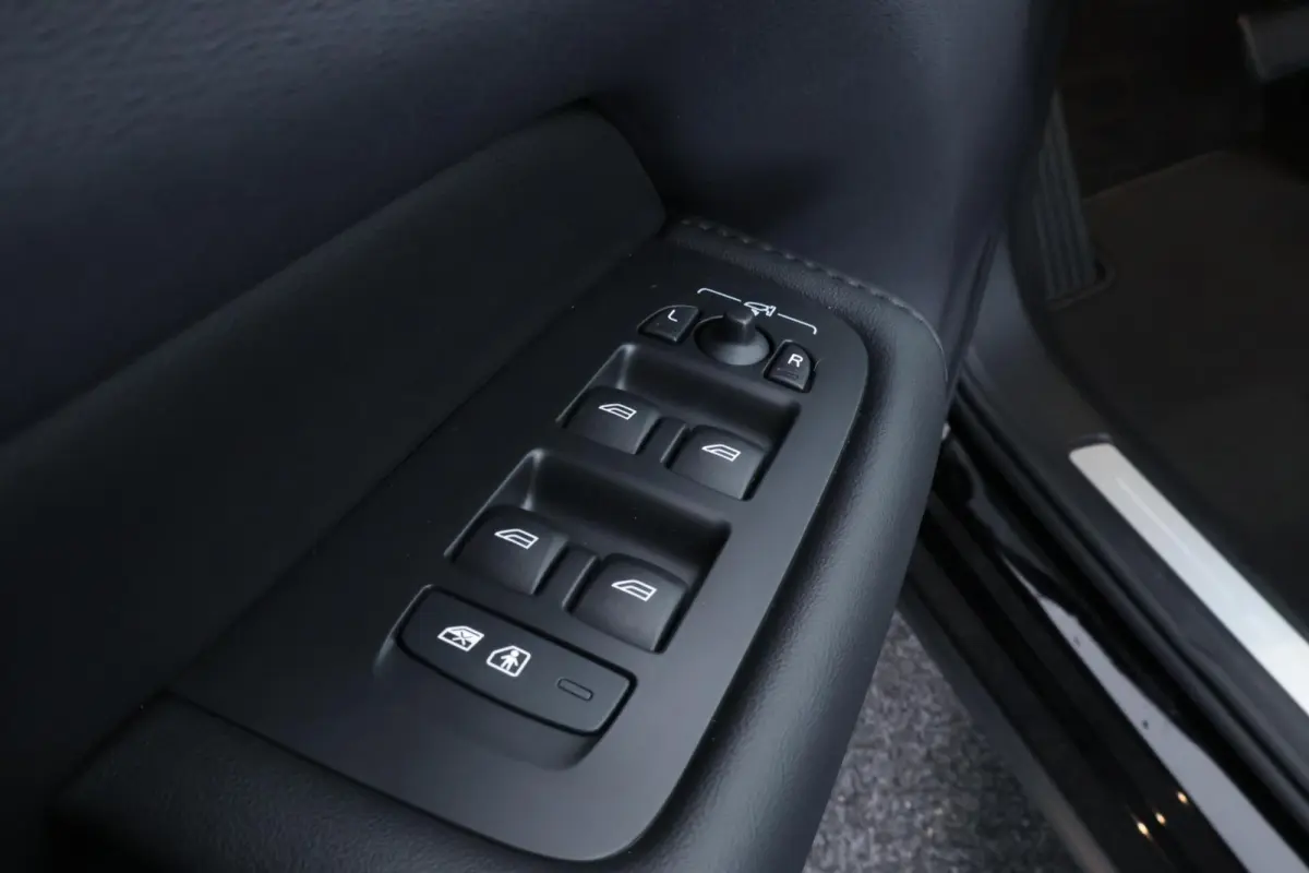 2.0 T6 Plug-in hybrid AWD Plus Bright |PANO|CARPLAY|TREKHAAK|LEDER|CARAMERA|STOEL+STUUR VWM|SOH100%|MEMORY