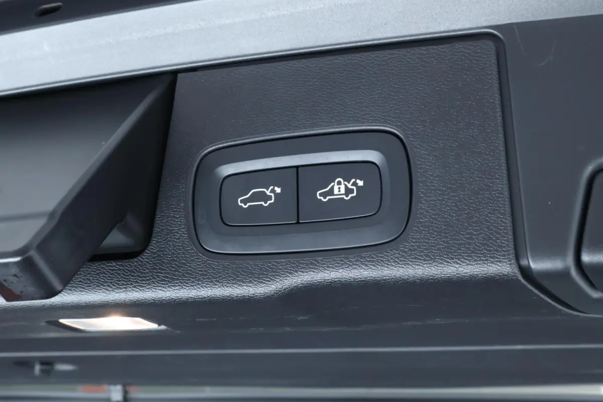 2.0 T6 Plug-in hybrid AWD Plus Bright |PANO|CARPLAY|TREKHAAK|LEDER|CARAMERA|STOEL+STUUR VWM|SOH100%|MEMORY