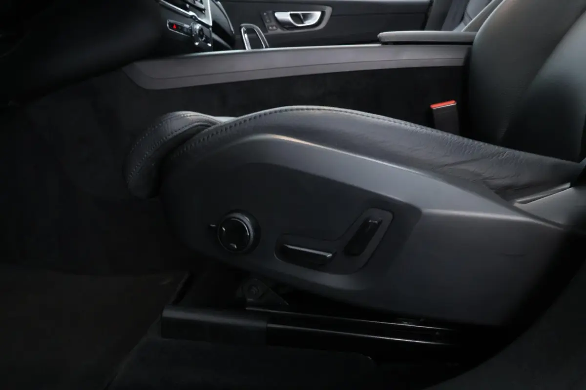 2.0 T6 Plug-in hybrid AWD Plus Bright |PANO|CARPLAY|TREKHAAK|LEDER|CARAMERA|STOEL+STUUR VWM|SOH100%|MEMORY