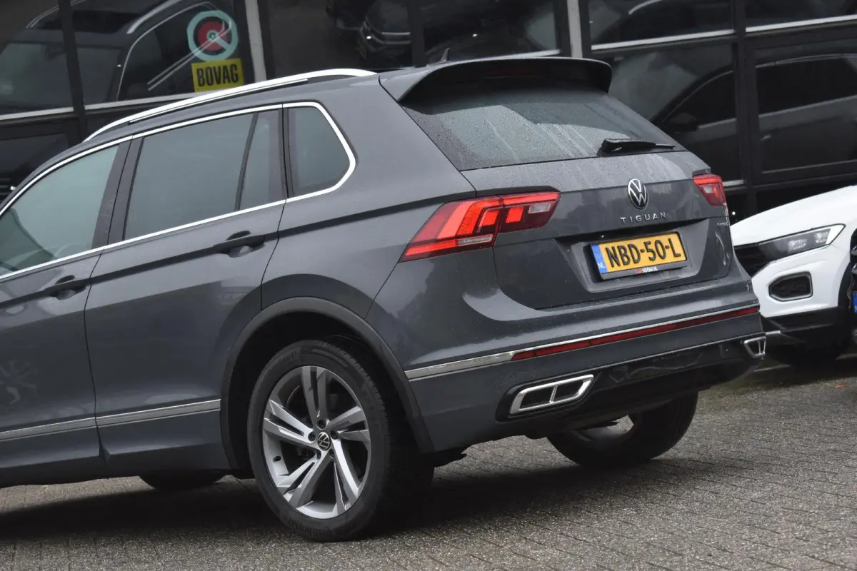 1.4 TSI eHybrid 3X R-Line Pano HUD Camera Trekhaak