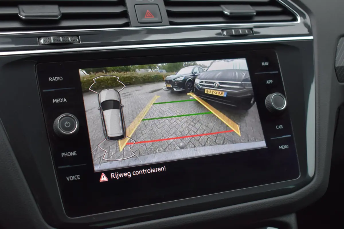 1.4 TSI eHybrid 3X R-Line Pano HUD Camera Trekhaak