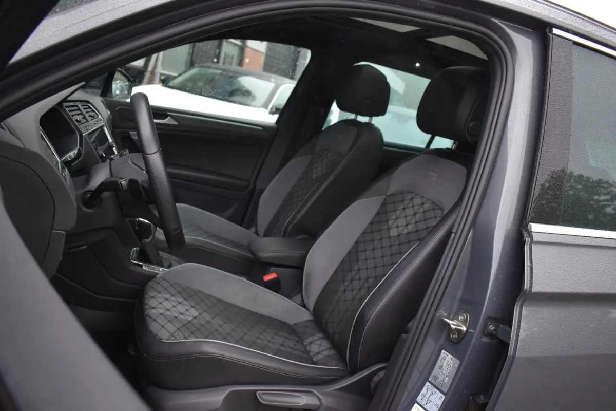 1.4 TSI eHybrid 3X R-Line Pano HUD Camera Trekhaak