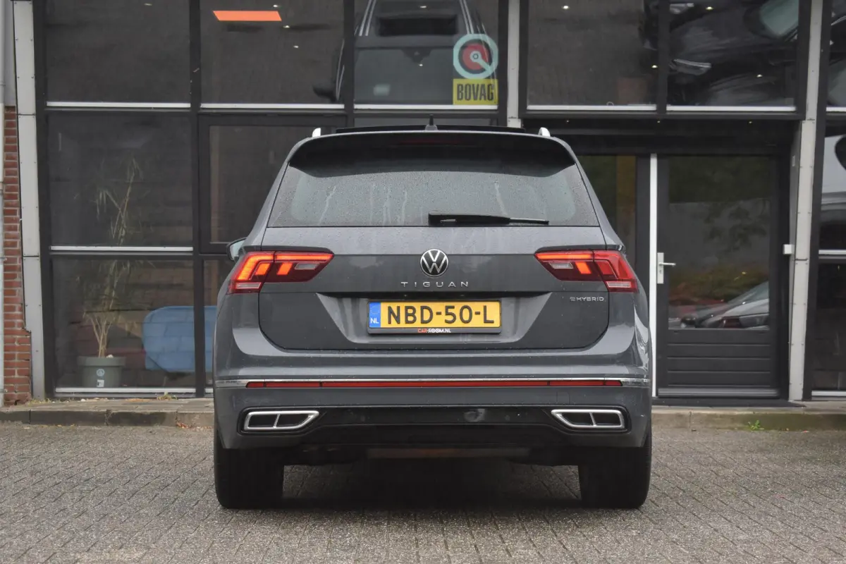 1.4 TSI eHybrid 3X R-Line Pano HUD Camera Trekhaak