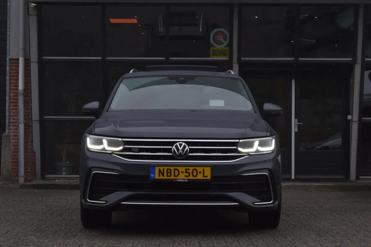 1.4 TSI eHybrid 3X R-Line Pano HUD Camera Trekhaak