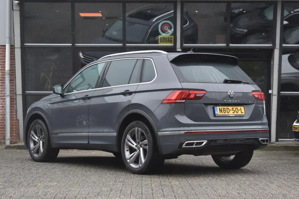 1.4 TSI eHybrid 3X R-Line Pano HUD Camera Trekhaak