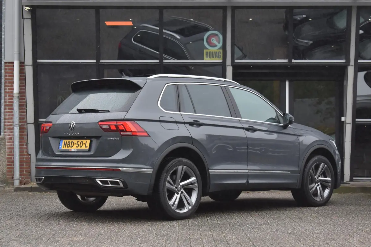 1.4 TSI eHybrid 3X R-Line Pano HUD Camera Trekhaak