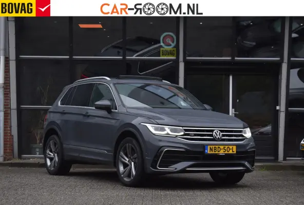 1.4 TSI eHybrid 3X R-Line Pano HUD Camera Trekhaak
