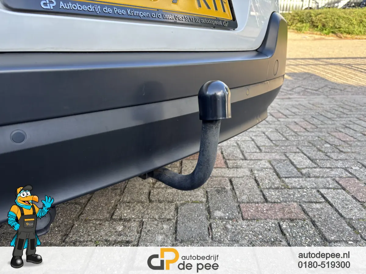 1.2 PureTech Feel GARANTIE/TREKHAAK/CRUISE/CLIMA/CARPLAY rijklaarprijs!