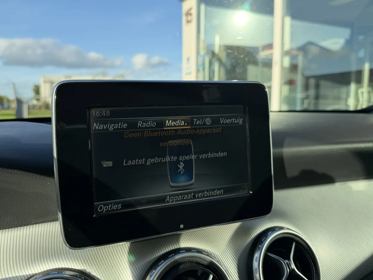 180 d Prestige Navi | Camera