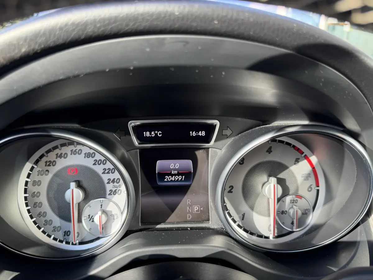 180 d Prestige Navi | Camera