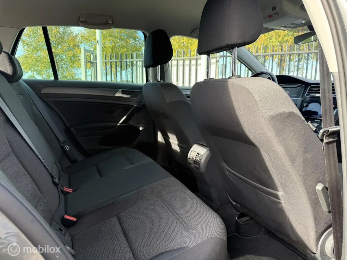 |SoH 88%| Winterpack | ACC | Carplay | Led