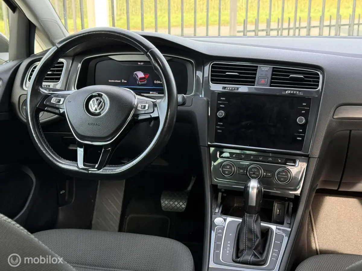 |SoH 88%| Winterpack | ACC | Carplay | Led