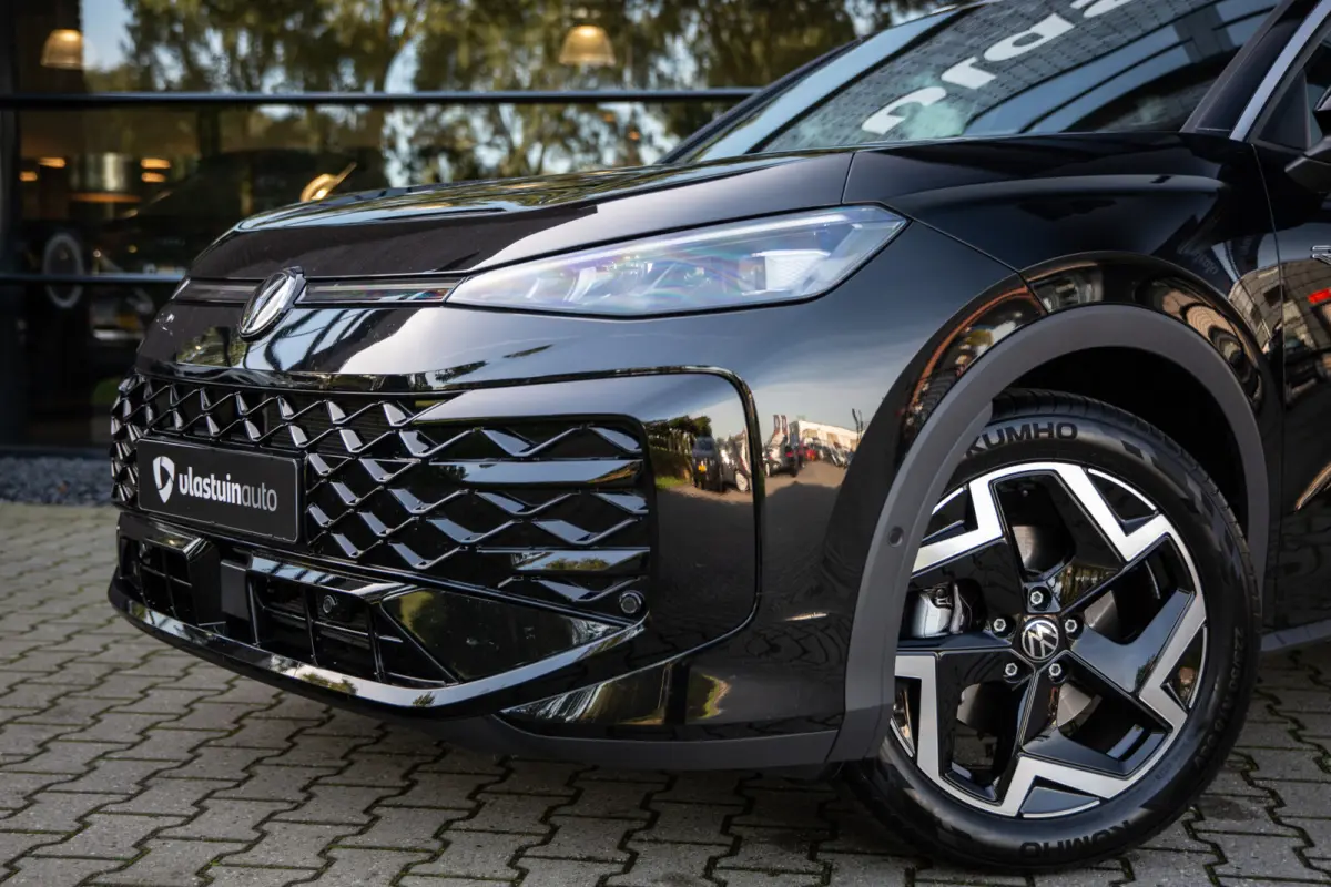 1.5 eTSI R-line , Trekhaak, Apple Carplay, Adaptive Cruise, Stoel/stuurverwarming,