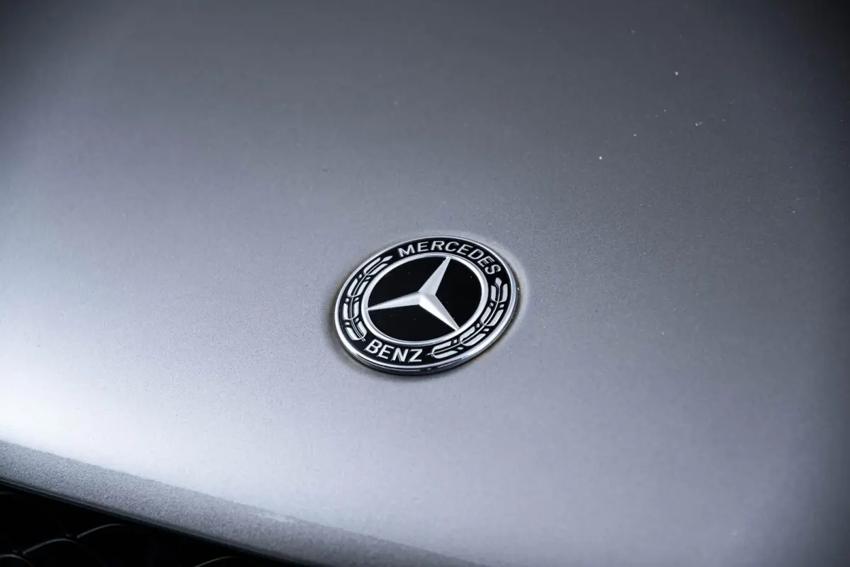 4MATIC Premium Plus Trekhaak - Panoramadak - Rijsassistentiepakket plus - Burmester - Nightpakket - AIR BALANCE-pakket - Treeplanken - Elektrisch verstelbare/verwarmde stoelen -