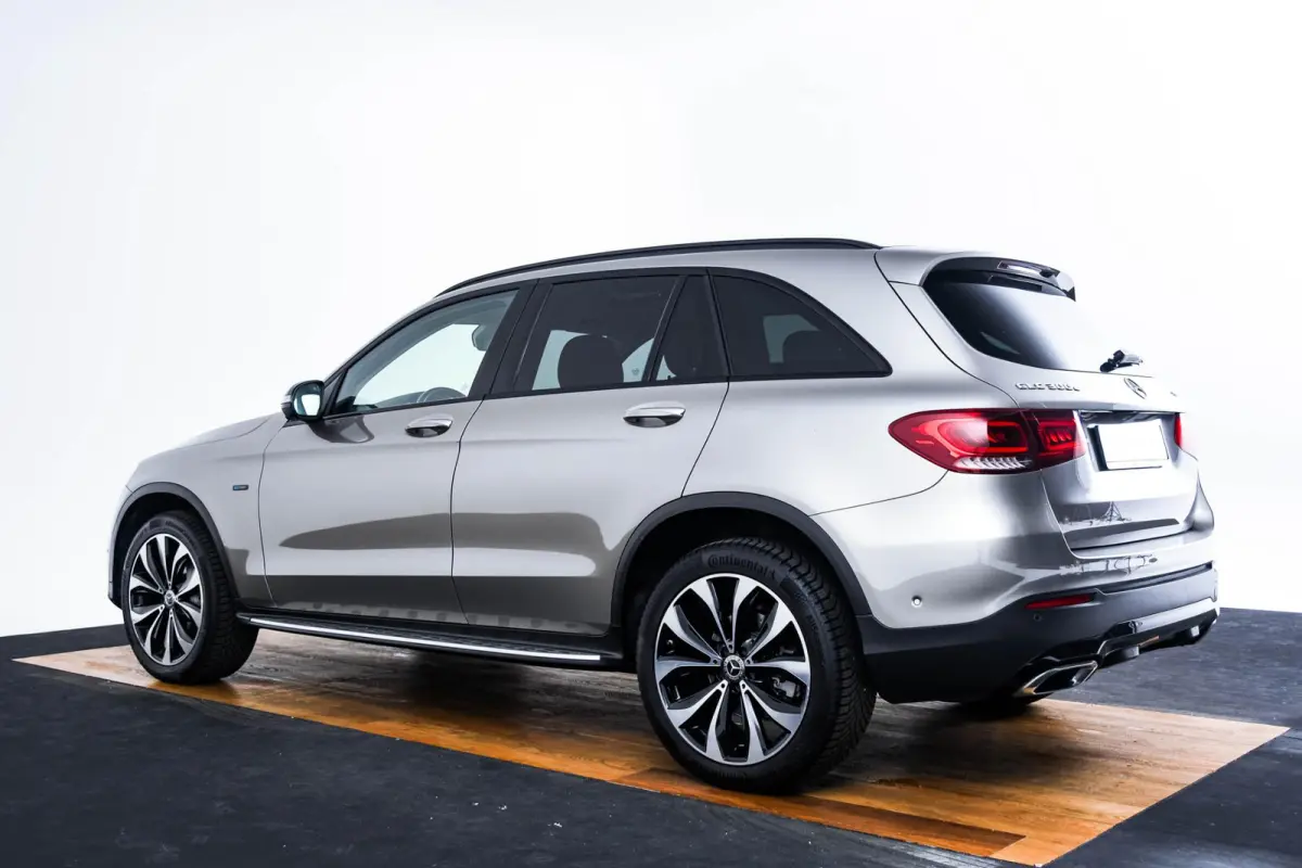 4MATIC Premium Plus Trekhaak - Panoramadak - Rijsassistentiepakket plus - Burmester - Nightpakket - AIR BALANCE-pakket - Treeplanken - Elektrisch verstelbare/verwarmde stoelen -