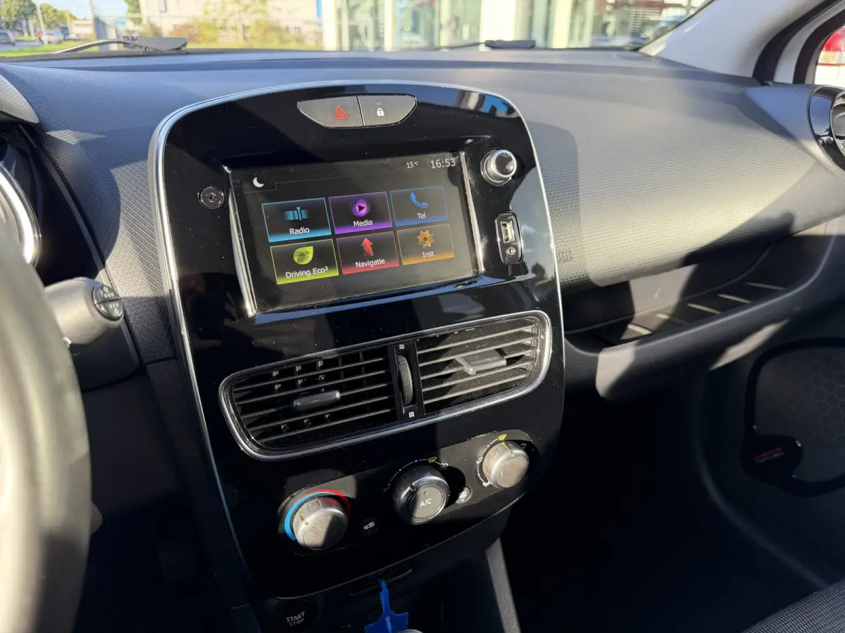0.9 TCe Zen Apple carplay | Cruise