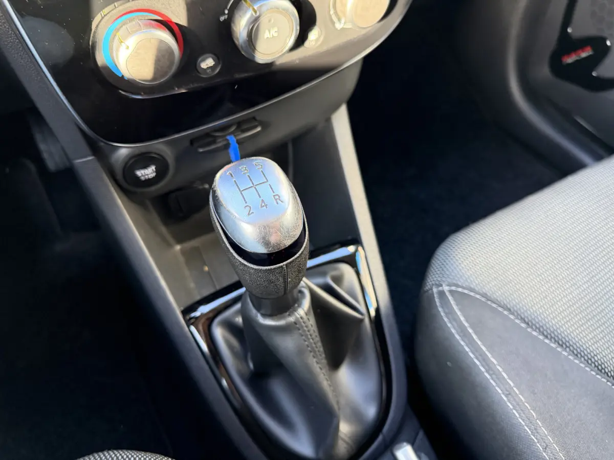 0.9 TCe Zen Apple carplay | Cruise