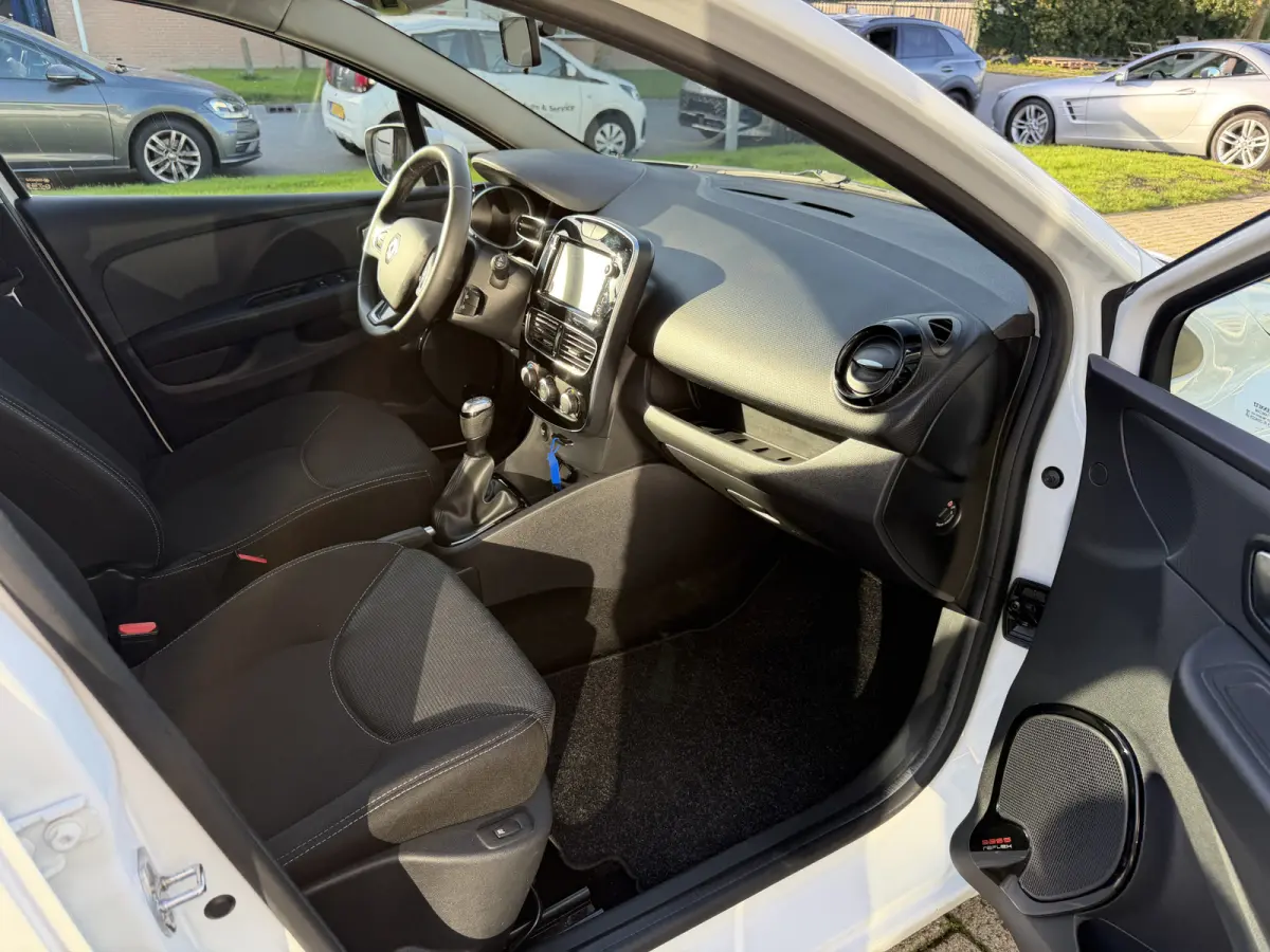 0.9 TCe Zen Apple carplay | Cruise