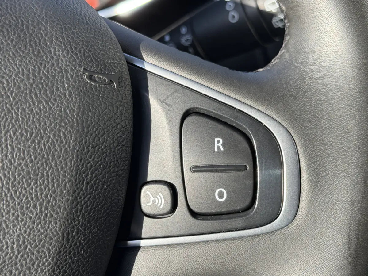 0.9 TCe Zen Apple carplay | Cruise
