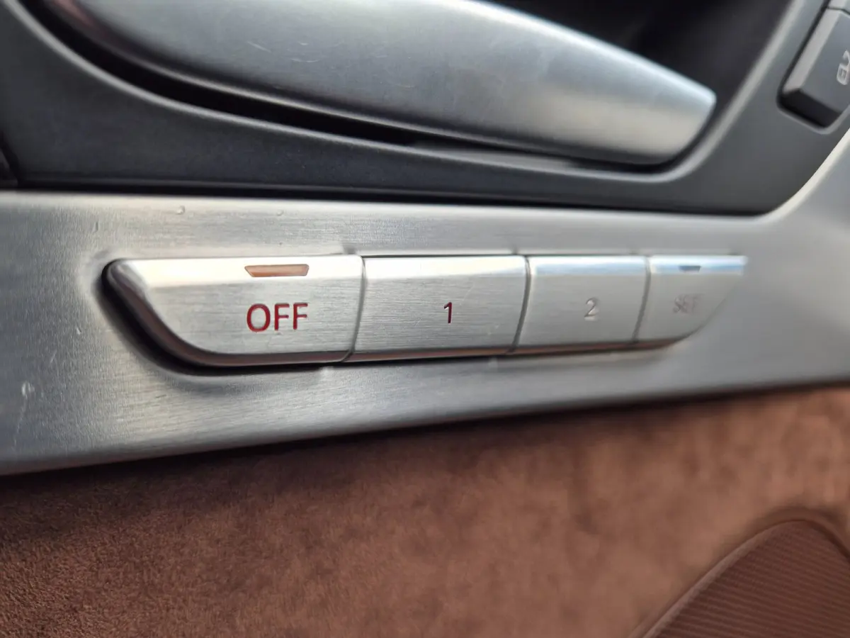 4.0 TFSI Plus Quattro Pro Line+ 605pk - Keramisch - Massagestoelen - HuD - Camera - Rijklaar