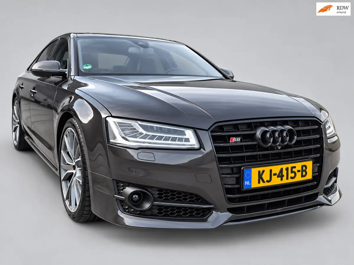 4.0 TFSI Plus Quattro Pro Line+ 605pk - Keramisch - Massagestoelen - HuD - Camera - Rijklaar