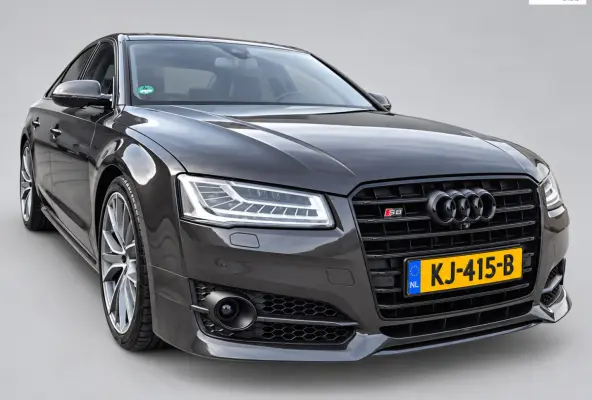 4.0 TFSI Plus Quattro Pro Line+ 605pk - Keramisch - Massagestoelen - HuD - Camera - Rijklaar