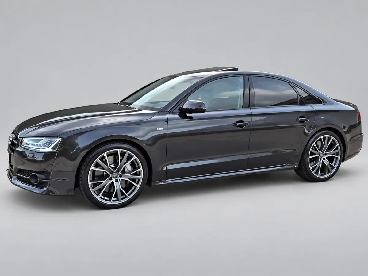 4.0 TFSI Plus Quattro Pro Line+ 605pk - Keramisch - Massagestoelen - HuD - Camera - Rijklaar