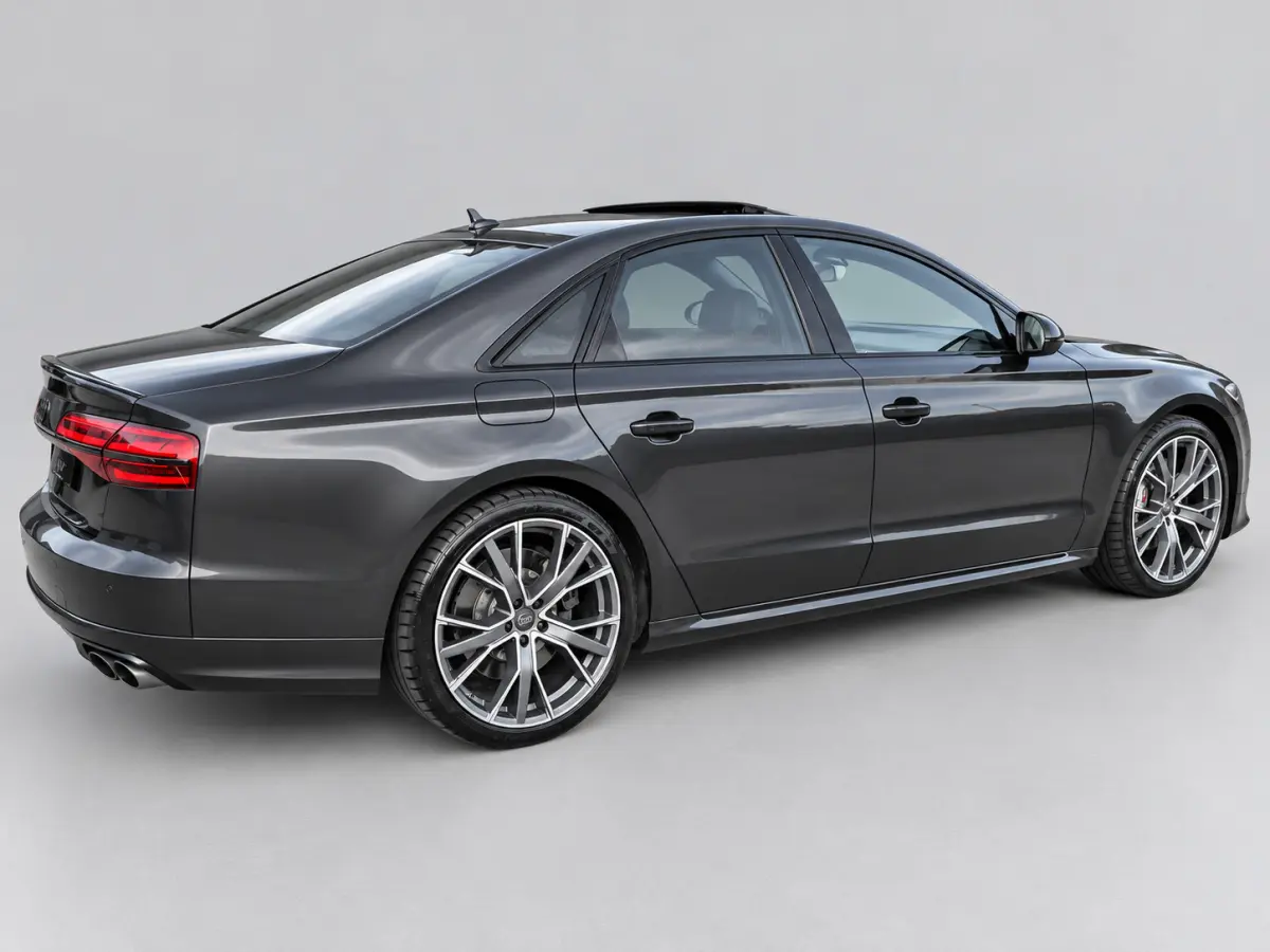 4.0 TFSI Plus Quattro Pro Line+ 605pk - Keramisch - Massagestoelen - HuD - Camera - Rijklaar