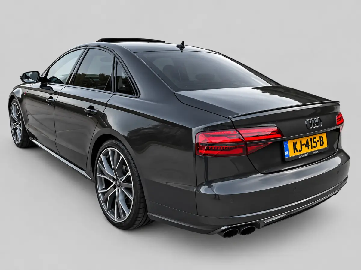 4.0 TFSI Plus Quattro Pro Line+ 605pk - Keramisch - Massagestoelen - HuD - Camera - Rijklaar