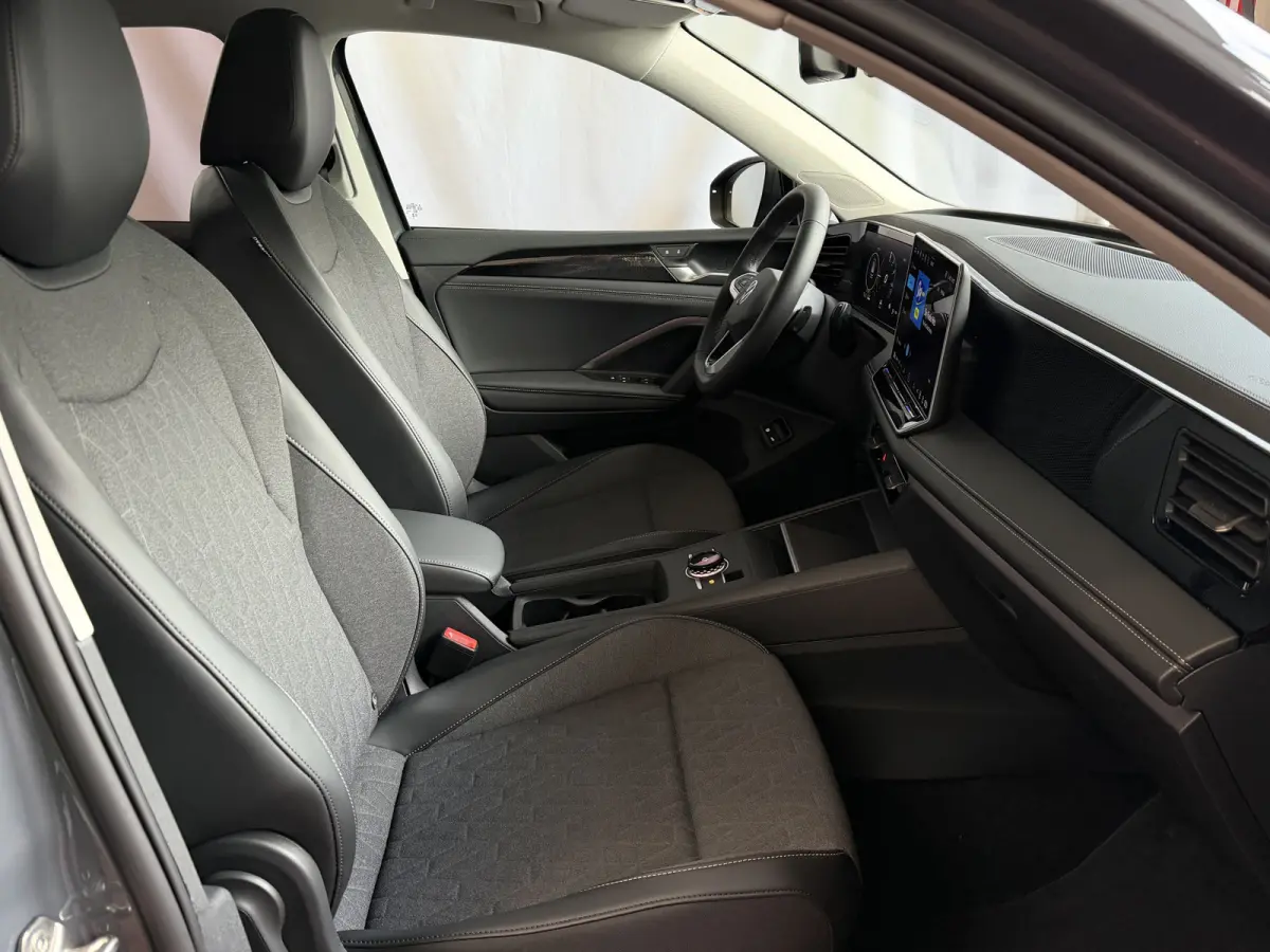1.5 eHYBRID TREKHAAK PANORAMA STOEL/STUUR VERW CAMERA ELEK.KLEP PHEV PLUG IN HYBRID