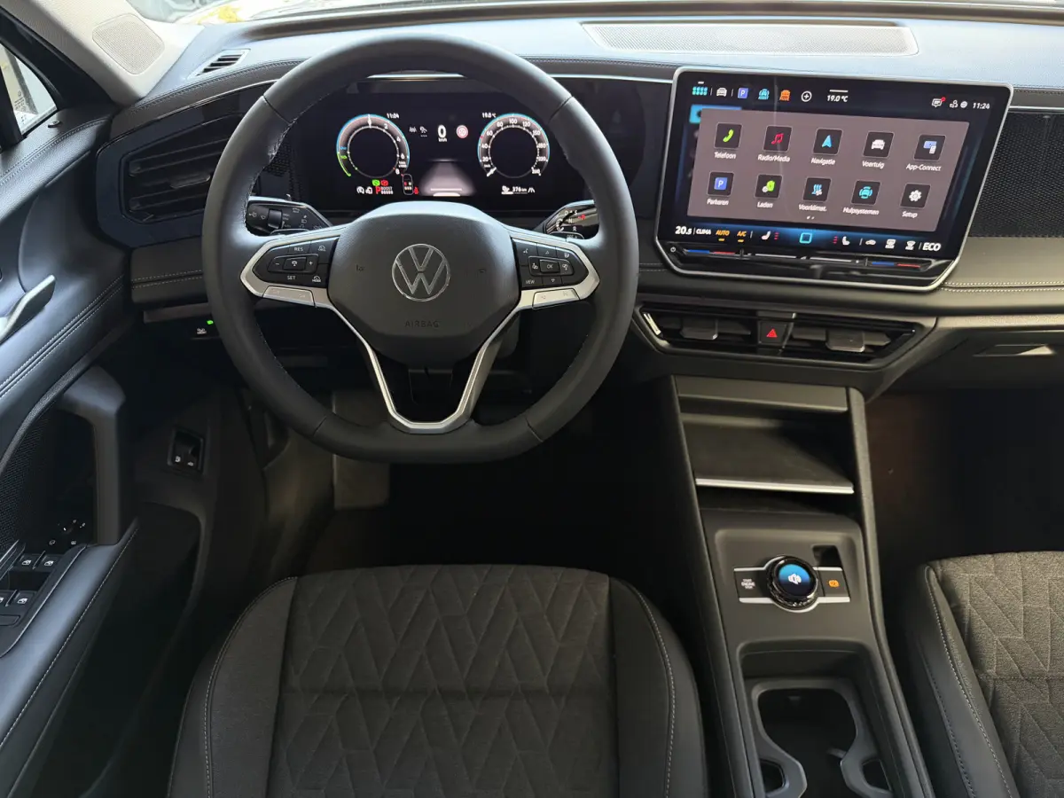 1.5 eHYBRID TREKHAAK PANORAMA STOEL/STUUR VERW CAMERA ELEK.KLEP PHEV PLUG IN HYBRID