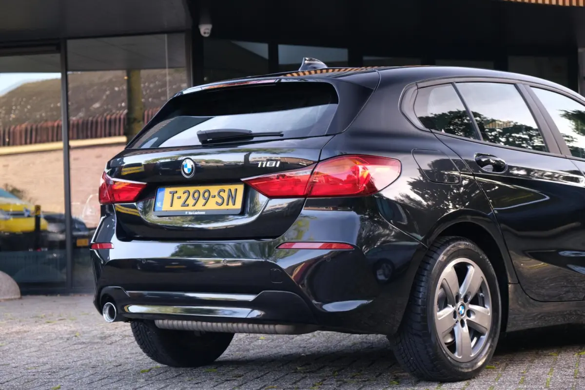 118i EDE Corporate Lease M Sport|RIJKLAAR!|Carplay|AndroidAuto|PDC|CLIMA|CRUISE