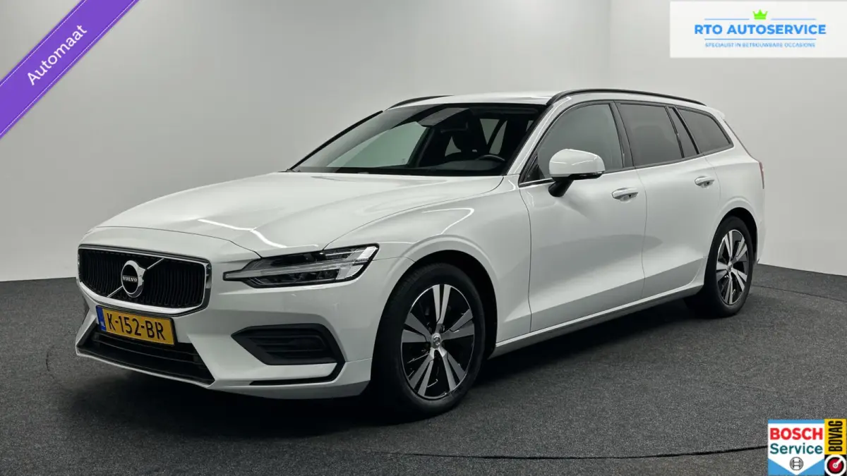 2.0 B3 Momentum Advantage|Carplay|Adaptieve Cruise|Trekhaak|NAP|