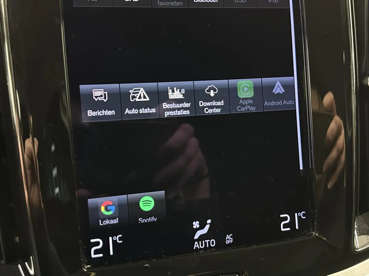 2.0 B3 Momentum Advantage|Carplay|Adaptieve Cruise|Trekhaak|NAP|