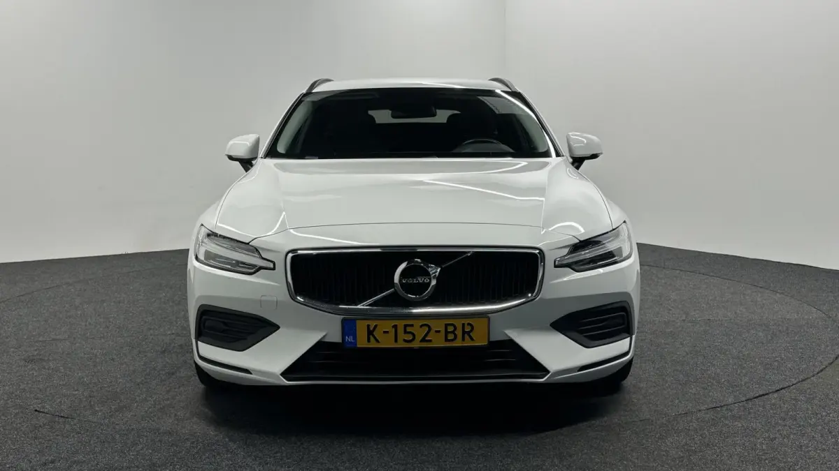 2.0 B3 Momentum Advantage|Carplay|Adaptieve Cruise|Trekhaak|NAP|