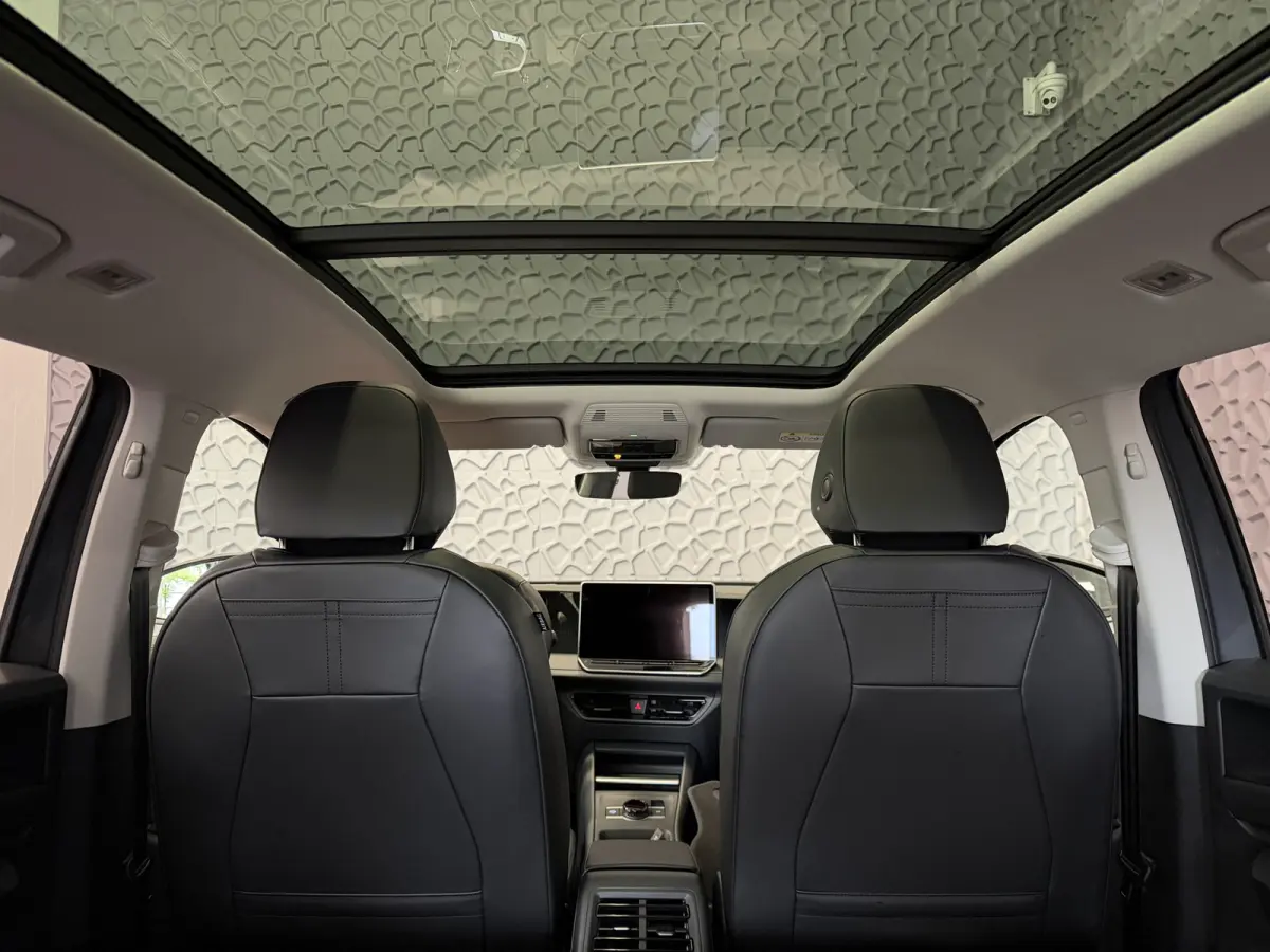 1.5 eHYBRID TREKHAAK PANORAMA STOEL/STUUR VERW CAMERA ELEK.KLEP PHEV PLUG IN HYBRID