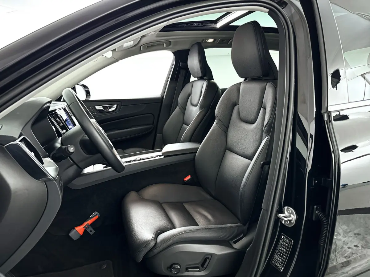 T8 Plug-in hybrid AWD Inscription | Panoramadak | 360° camera | Harman Kardon | Stoelverwarming | Trekhaak