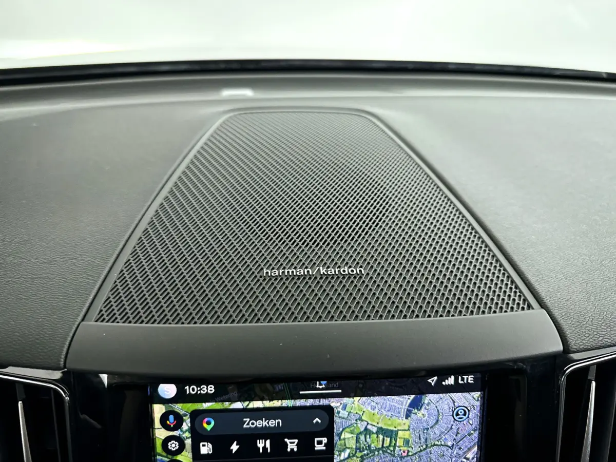 T8 Plug-in hybrid AWD Inscription | Panoramadak | 360° camera | Harman Kardon | Stoelverwarming | Trekhaak