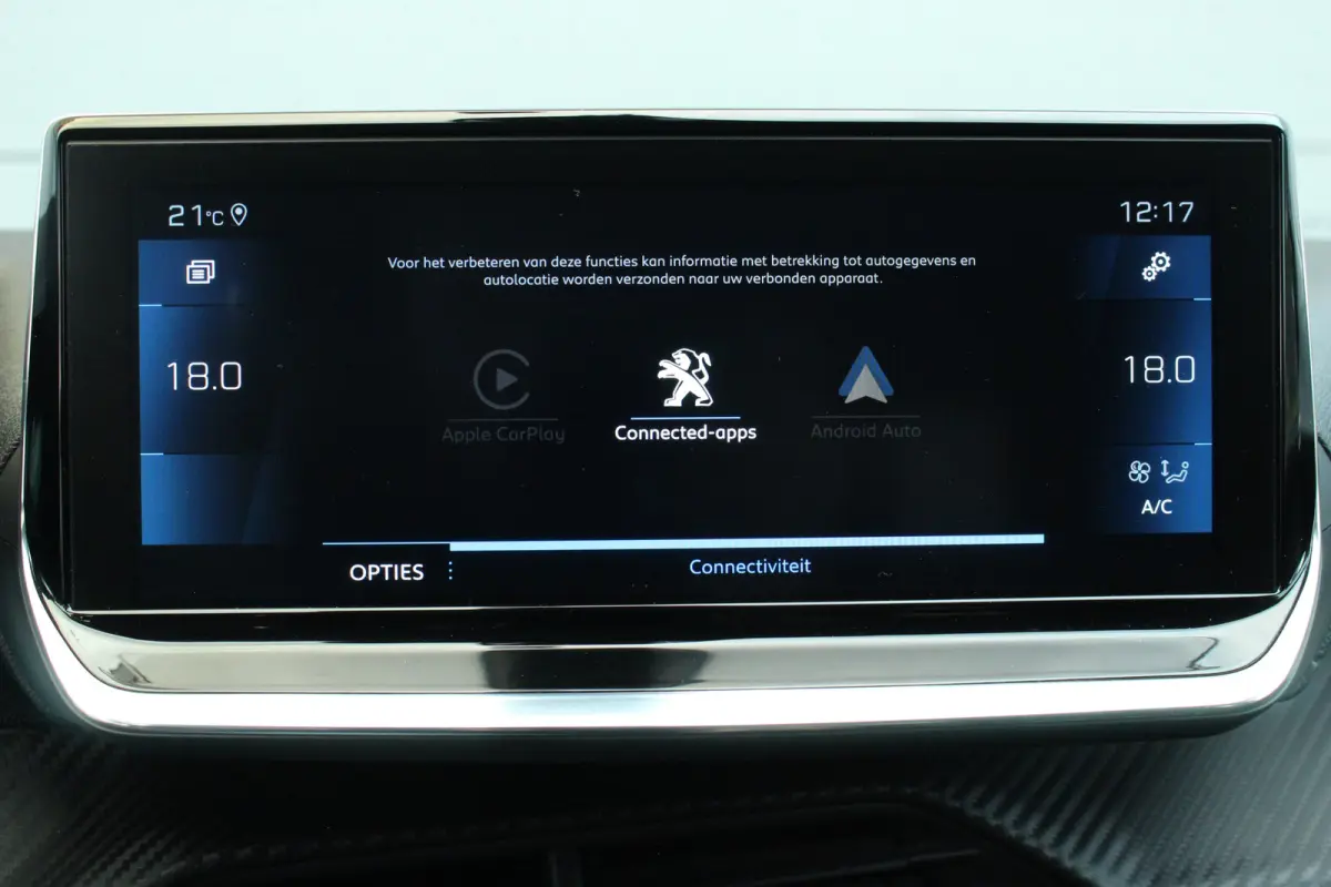 1.2 Allure Climate | Carplay | LED | 16" Lichtmetaal | Digitaal Dasbhoard | Parkeersensoren Achter | DAB | Achterbank in delen neerklapbaar | Airco (automatisch) | Alarm klasse 1(startblokke